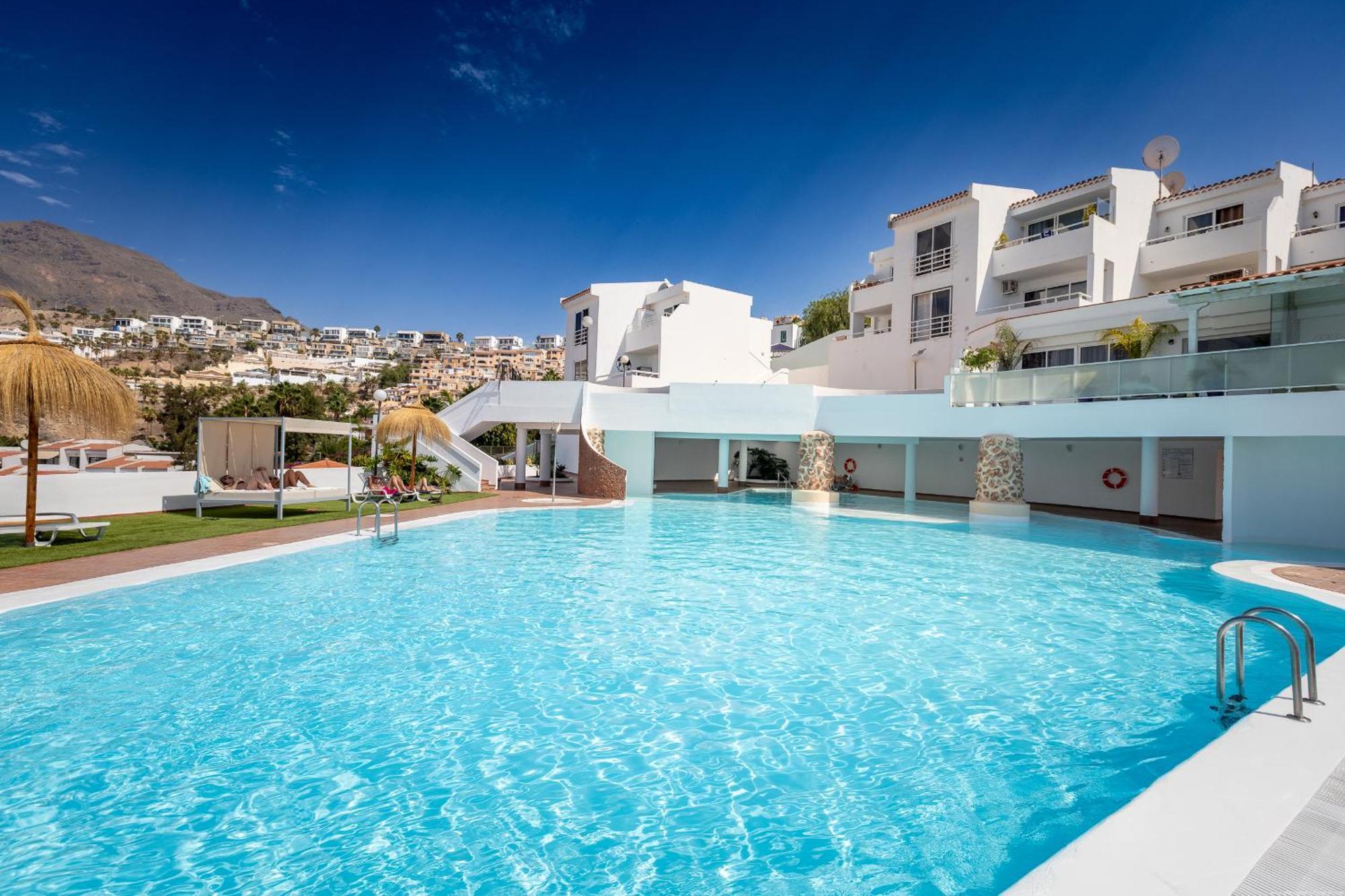 Apartment Paula Costa Adeje  Buitenkant foto