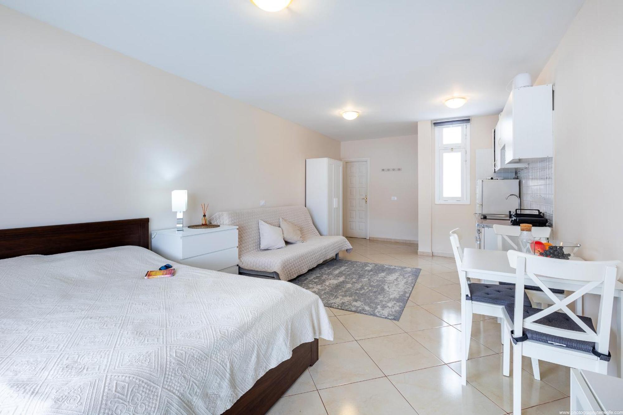 Apartment Paula Costa Adeje  Buitenkant foto